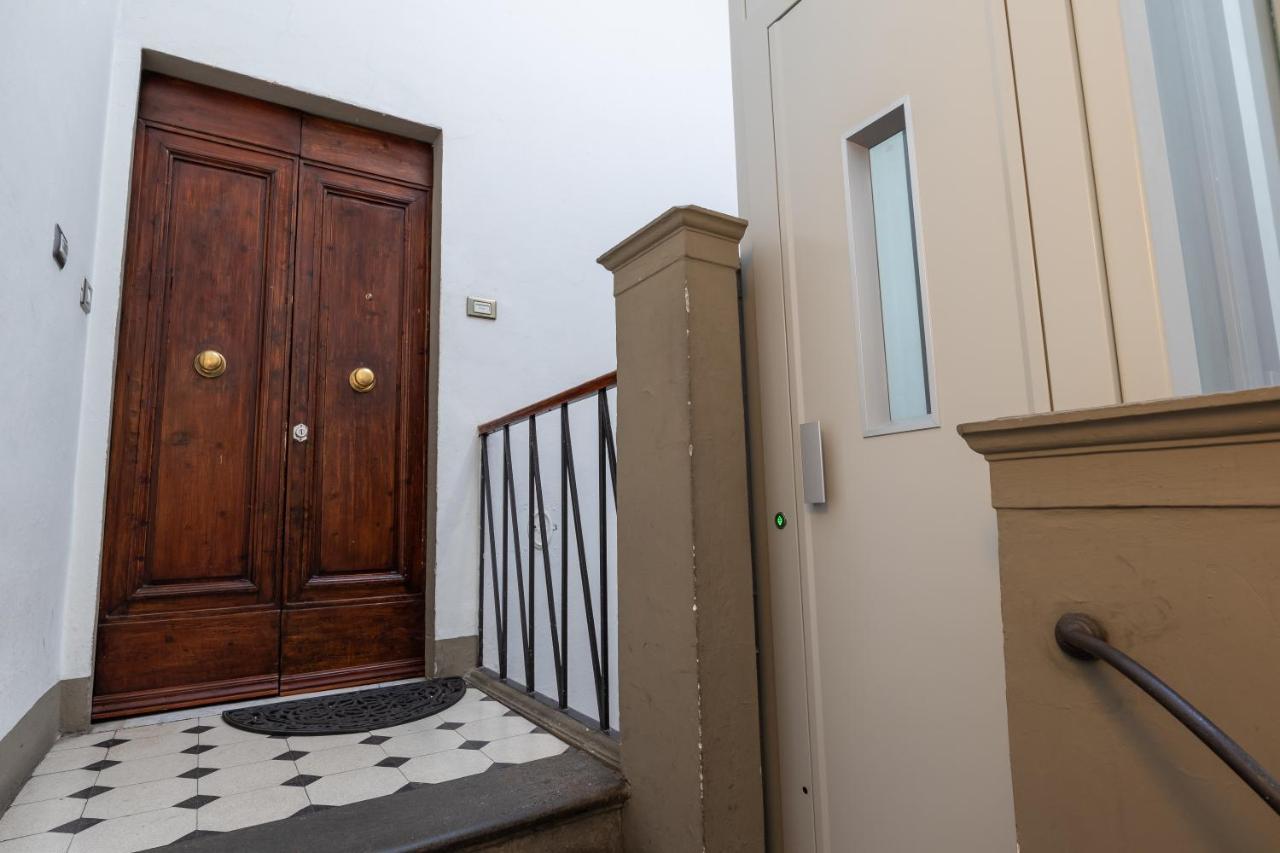 B&B Giorni Dipinti Florenz Exterior foto
